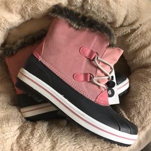 NEW pink and black waterproof boots super cute